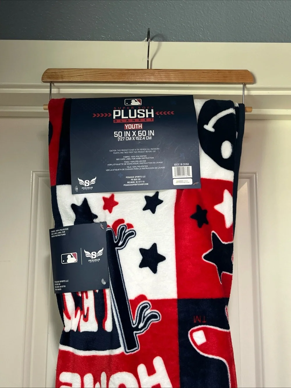 Boston Red Sox Super Soft Plush Blanket Youth 50 X 60 Throw Fleece New SEALED